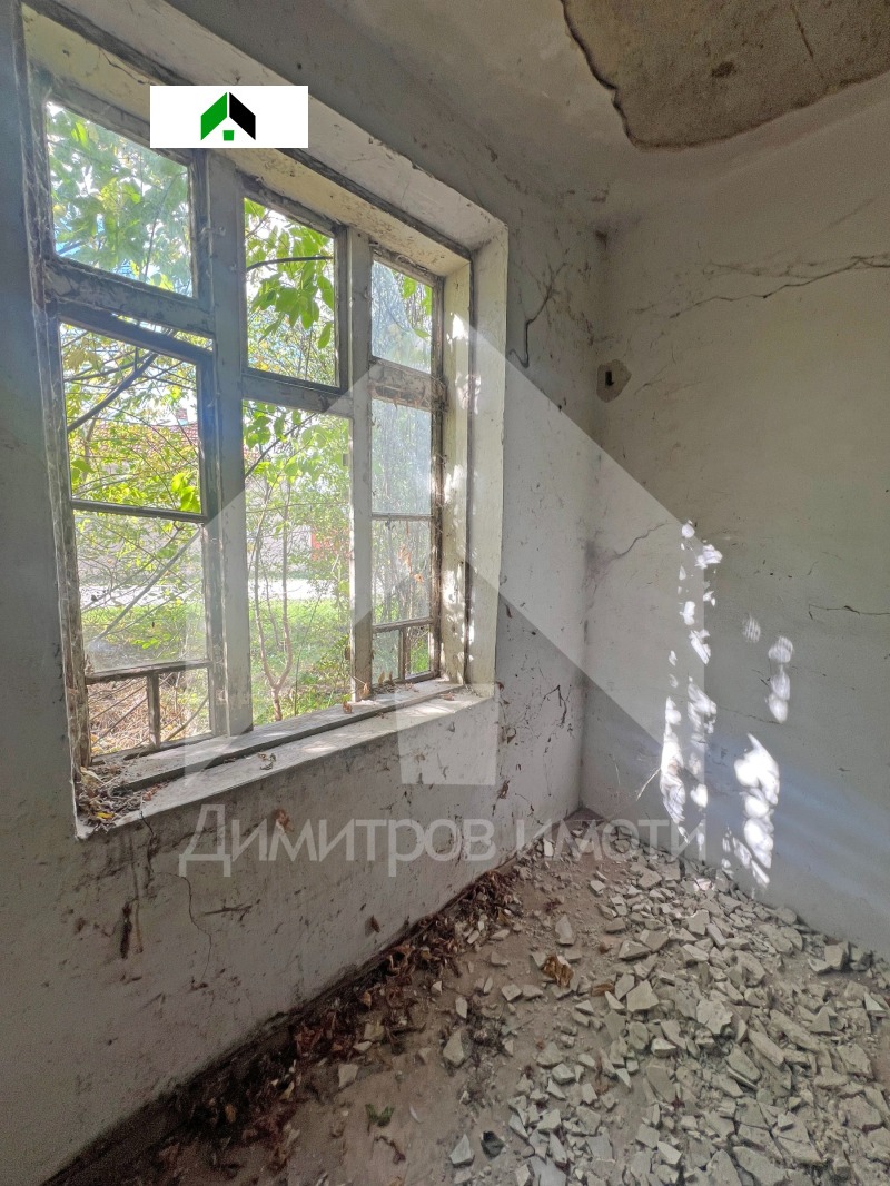 Продава ВИЛА, с. Зайчино ореше, област Шумен, снимка 4 - Вили - 52124059