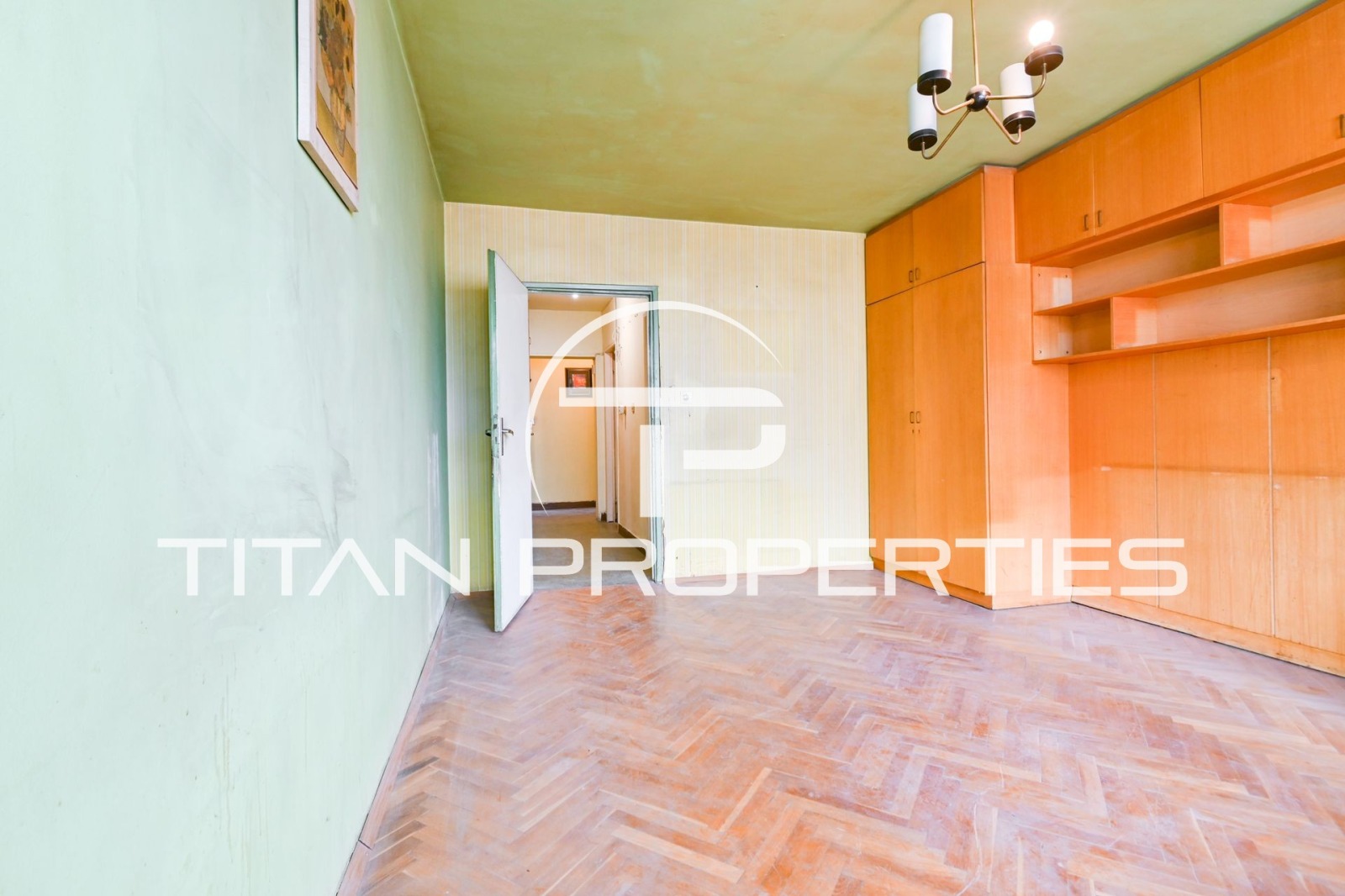 Продава 3-СТАЕН, гр. София, Изгрев, снимка 2 - Апартаменти - 55555182