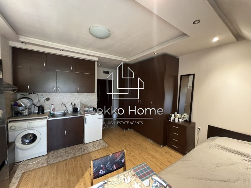 Продава 1-СТАЕН, град Варна, Възраждане 1 • 74900 € • 34789652 — Holmes.bg