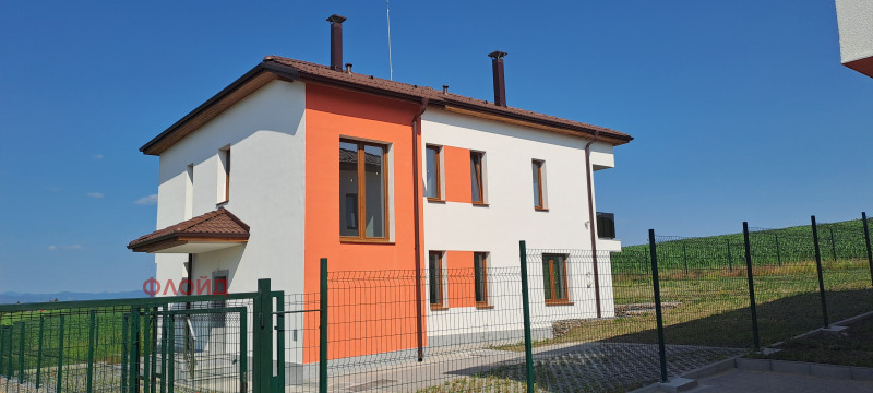 Til salg  Hus Sofia , Bankya , 235 kvm | 13797670 - billede [4]