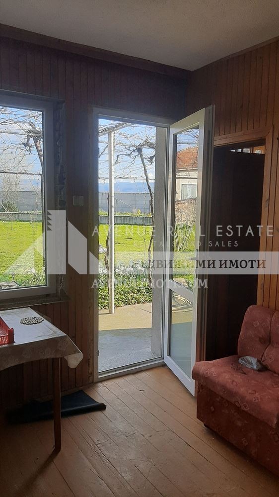 Продава КЪЩА, с. Звъничево, област Пазарджик, снимка 3 - Къщи - 54197811