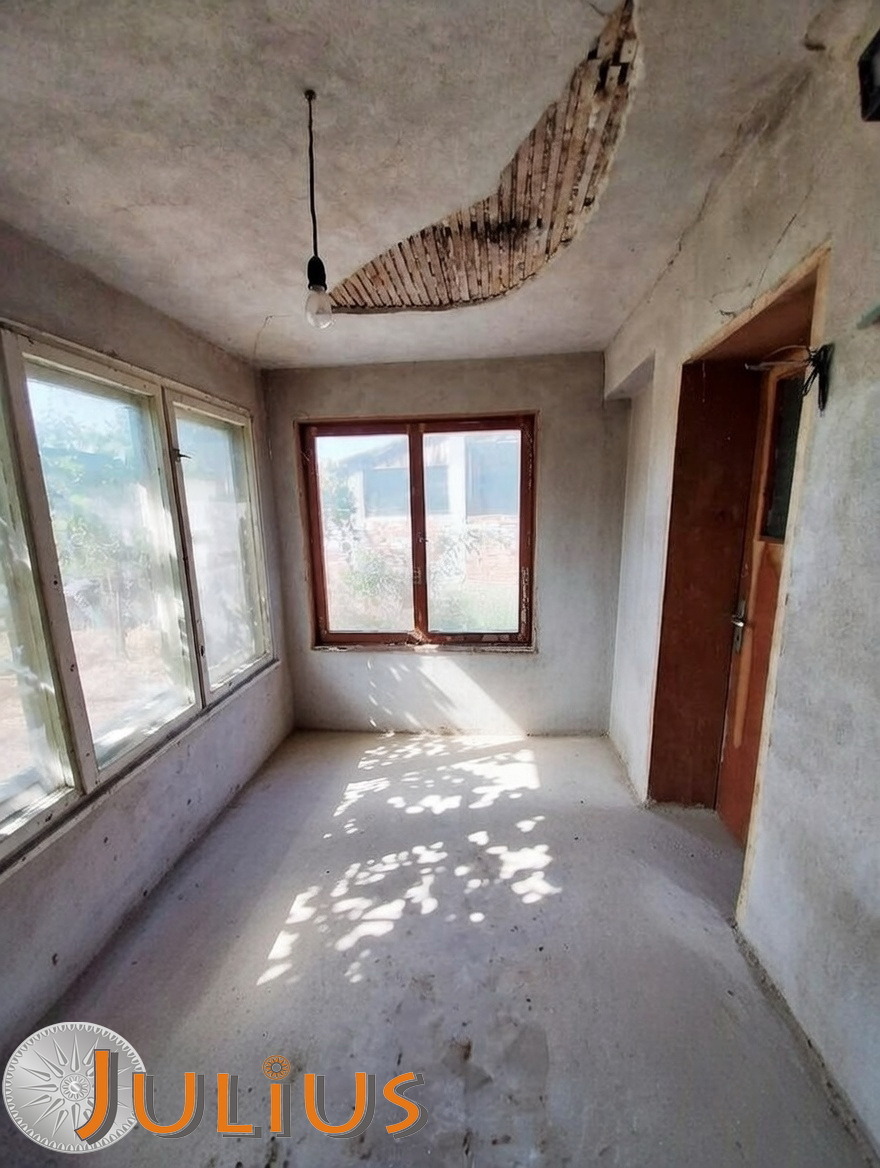 Продава КЪЩА, с. Труд, област Пловдив, снимка 3 - Къщи - 47124792