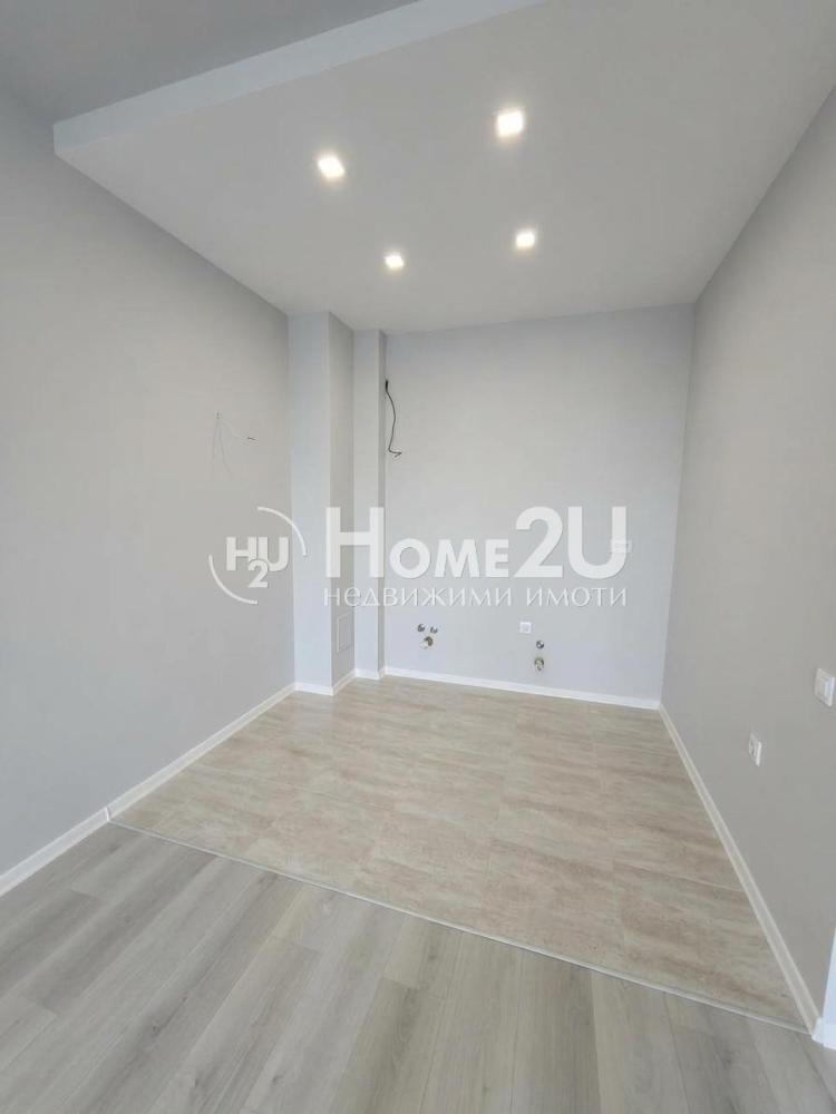 Продава 3-СТАЕН, гр. Варна, Бриз, снимка 2 - Апартаменти - 54114929