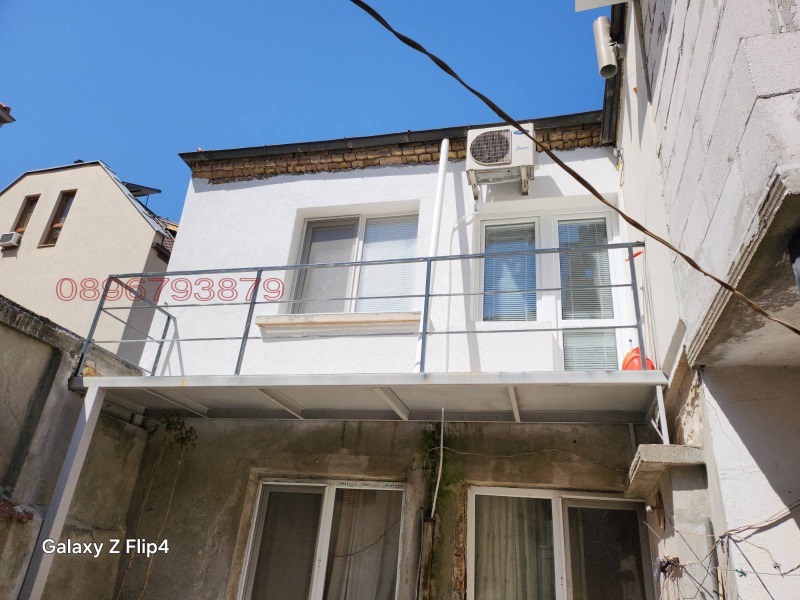 Продава ЕТАЖ ОТ КЪЩА, гр. Шумен, Център, снимка 3 - Етаж от къща - 52783523