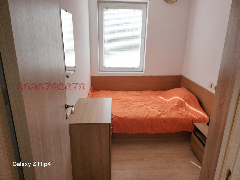 Продава ЕТАЖ ОТ КЪЩА, гр. Шумен, Център, снимка 15 - Етаж от къща - 52783523