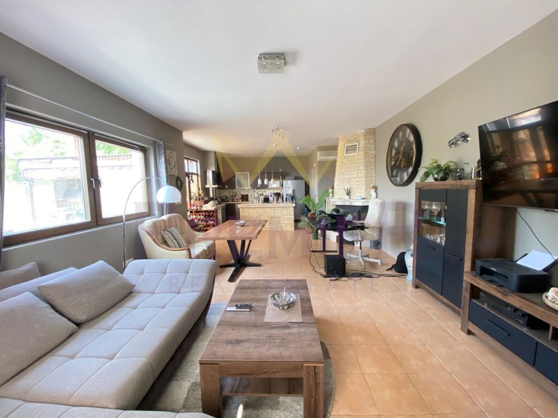 Продава  Къща град Варна , Изгрев , 120 кв.м | 37556097 - изображение [4]