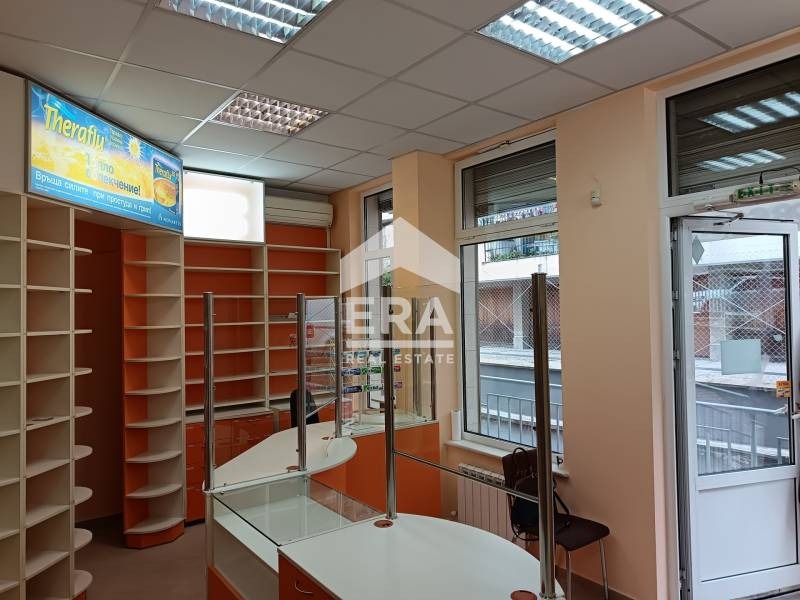 À vendre  Boutique Sofia , Lozenets , 48 m² | 52274721