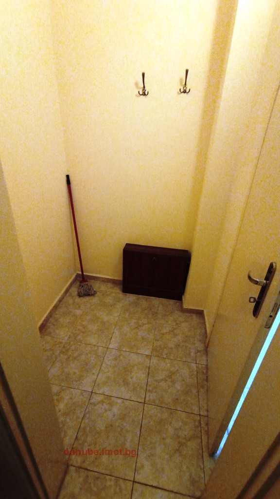 Продава МАГАЗИН, гр. Русе, Център, снимка 4 - Магазини - 53404230