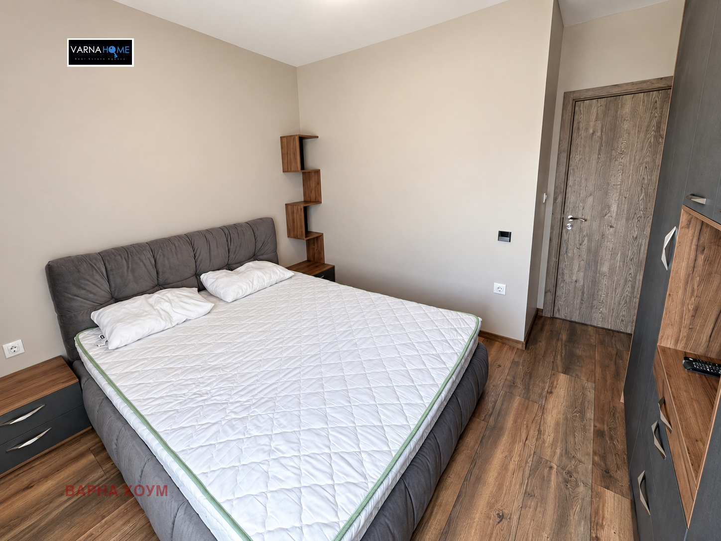 Продава 3-СТАЕН, гр. Варна, Бизнес хотел, снимка 3 - Апартаменти - 56066004