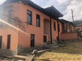 Haus Klisura, region Plowdiw 1