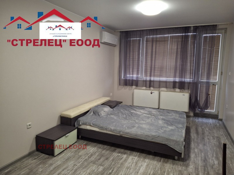 Продава  2-стаен град Добрич , Център , 83 кв.м | 17668350