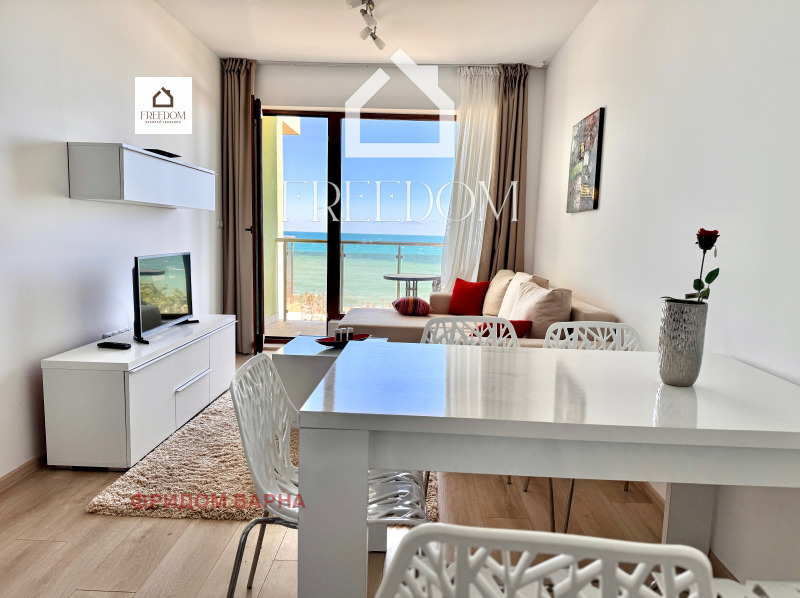 Продава  3-стаен град Варна , к.к. Чайка , 82 кв.м | 65902631