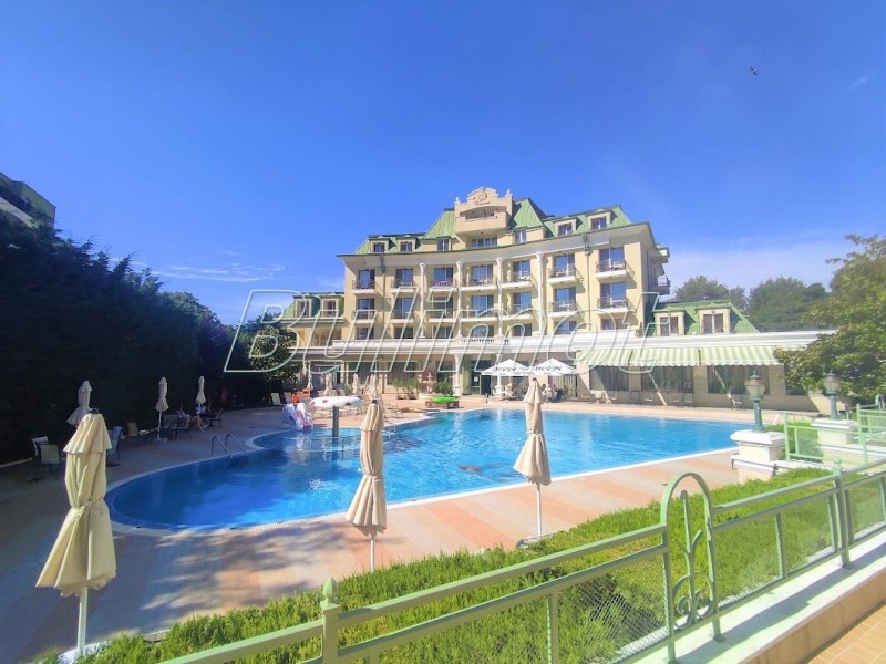 Продаја  2 спаваће собе Варна , к.к. Св.Св. Константин и Елена , 110 м2 | 93605014