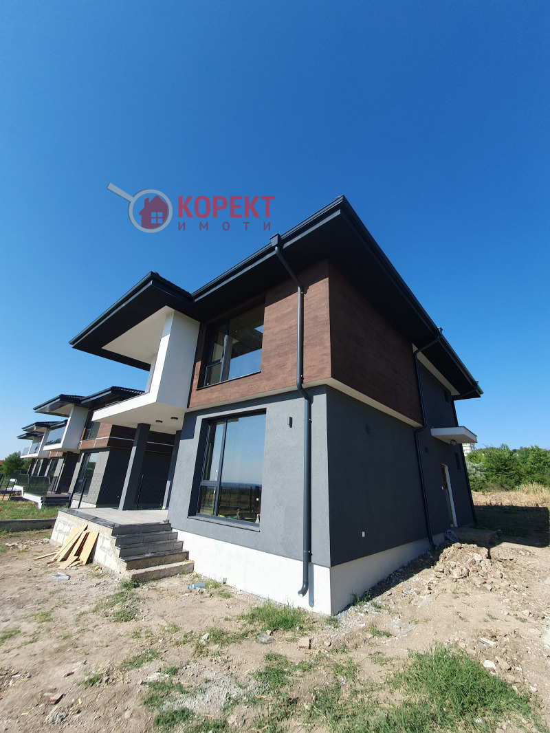 Продава КЪЩА, гр. Стара Загора, Студентско градче, снимка 2 - Къщи - 46473435