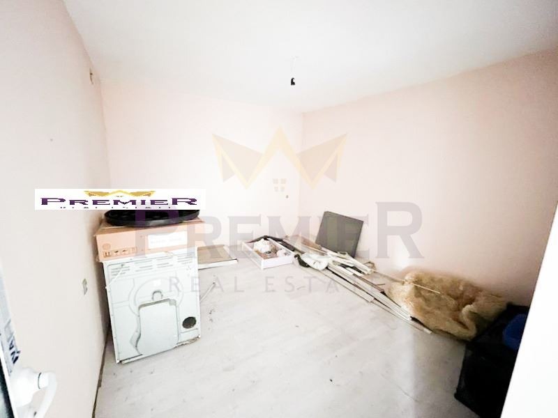 Na prodej  Dům oblast Dobrich , Obročište , 100 m2 | 89221580 - obraz [13]