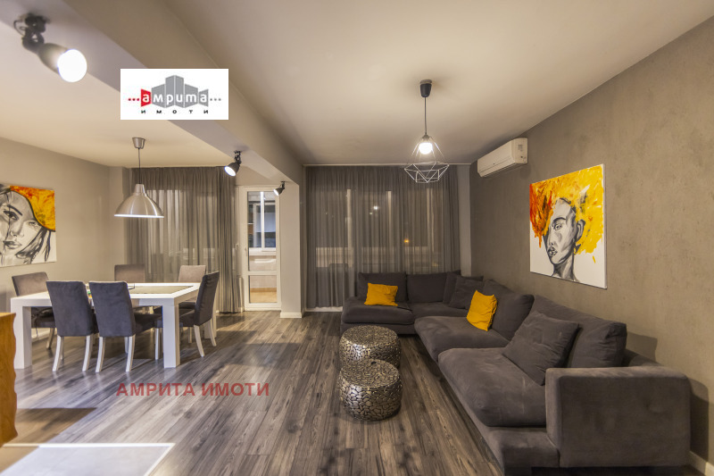 Продава 3-СТАЕН, гр. София, Стрелбище, снимка 2 - Апартаменти - 51918002