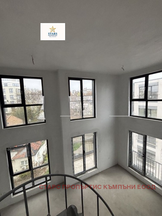 Продава МНОГОСТАЕН, гр. Варна, Гръцка махала, снимка 3 - Апартаменти - 52662683