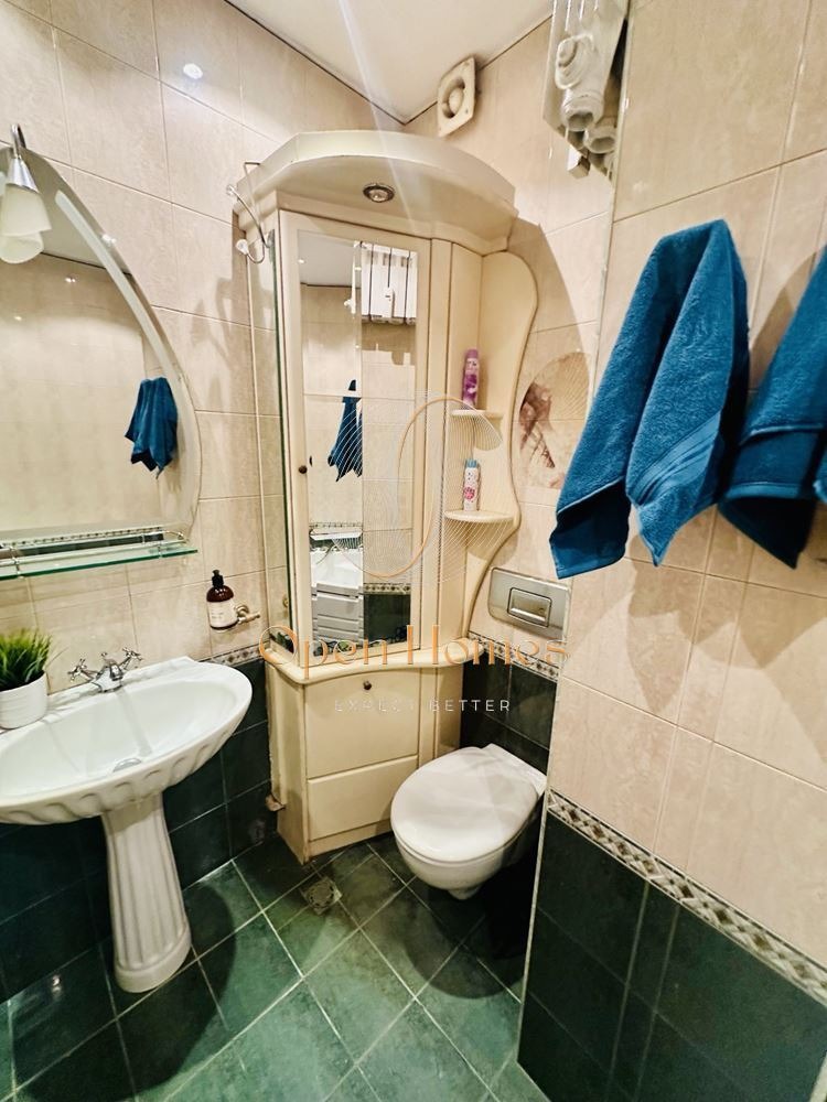 Продава ЕТАЖ ОТ КЪЩА, гр. Пловдив, Гагарин, снимка 12 - Етаж от къща - 54345091