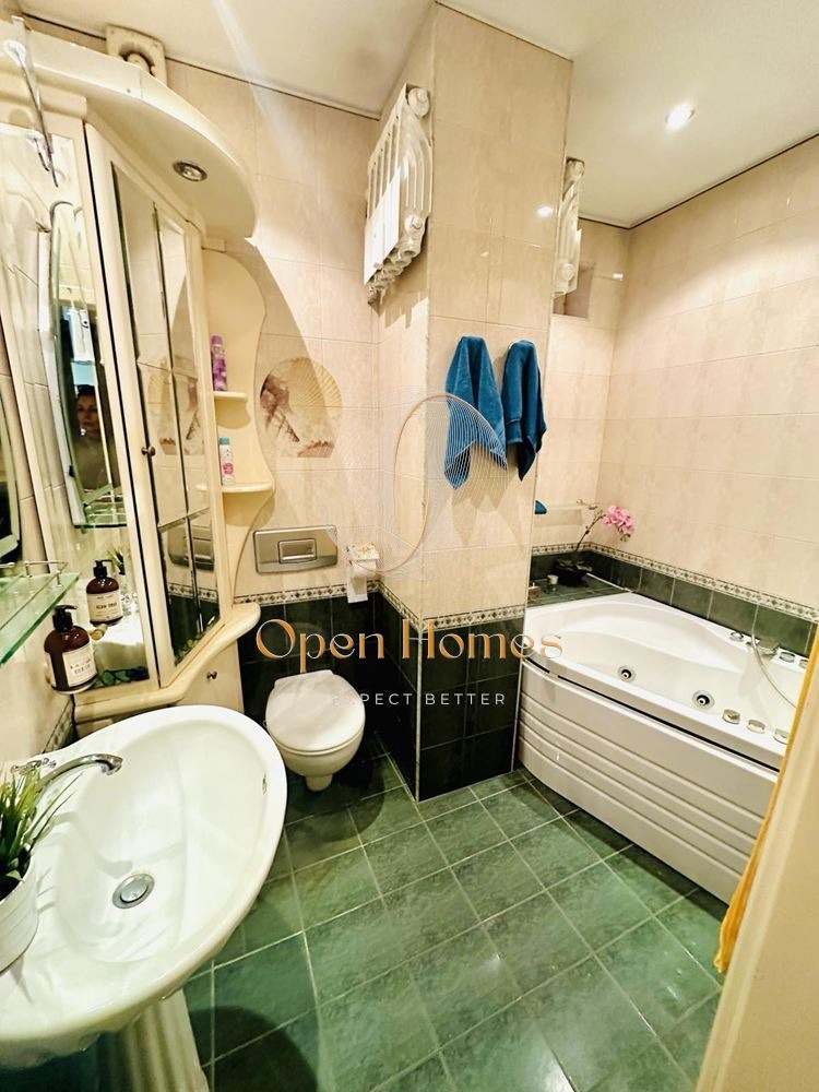 Продава ЕТАЖ ОТ КЪЩА, гр. Пловдив, Гагарин, снимка 11 - Етаж от къща - 54345091