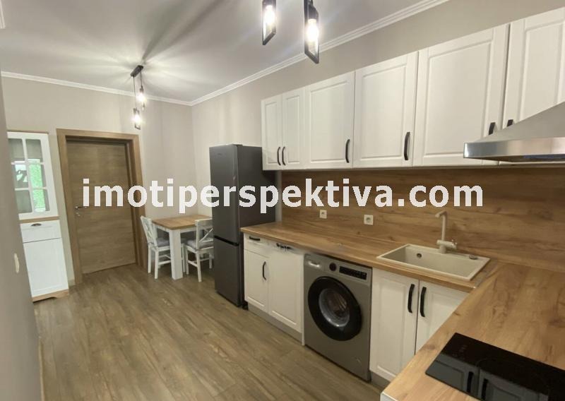 Продава ЕТАЖ ОТ КЪЩА, гр. Пловдив, Център, снимка 6 - Етаж от къща - 47299806