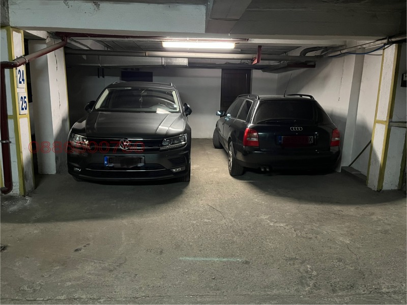 À venda  Garagem Sofia , Iztok , 15 m² | 46009502