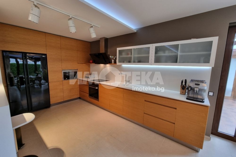 Продава КЪЩА, с. Кладница, област Перник, снимка 7 - Къщи - 54863927