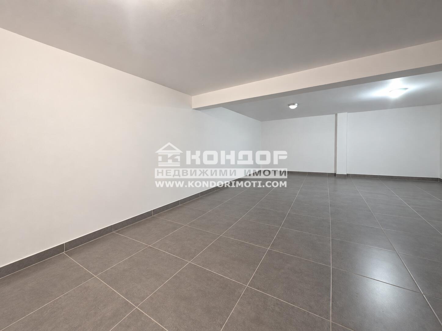 Продава МАГАЗИН, гр. Пловдив, Кючук Париж, снимка 3 - Магазини - 56015111