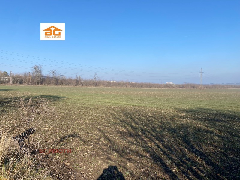 Продава ЗЕМЕДЕЛСКА ЗЕМЯ в област Добрич, с. Захари Стояново - 17 дка / 37 375.44 € » 73 100 лв., БГ ИМОТИ