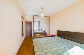 2 Schlafzimmer Lozenez, Sofia 7