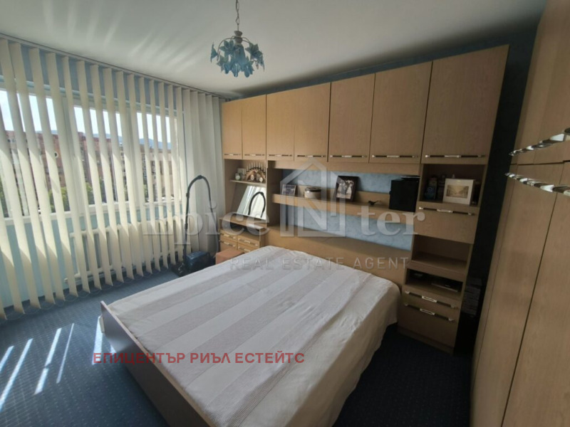 Na prodej  2 ložnice Pernik , Teva , 92 m2 | 34088529 - obraz [10]