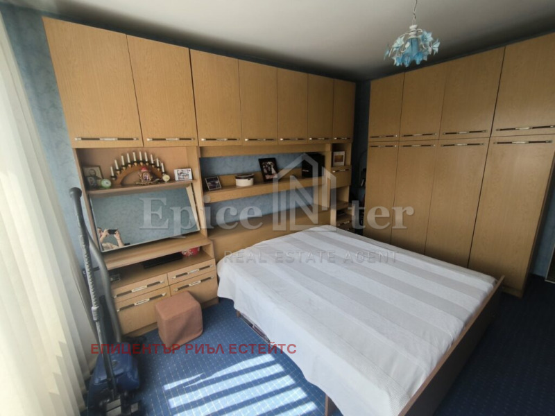 Na prodej  2 ložnice Pernik , Teva , 92 m2 | 34088529 - obraz [12]