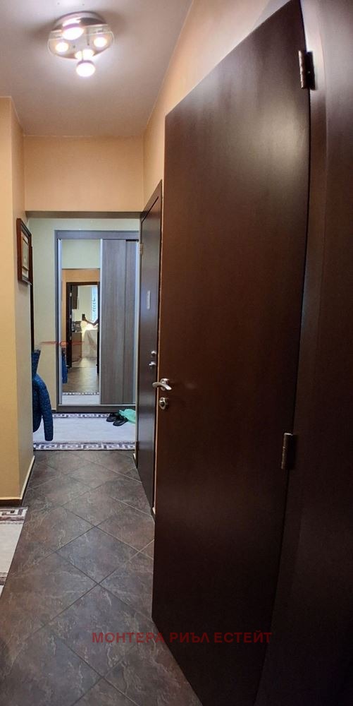 Продава 3-СТАЕН, гр. Варна, Лятно кино Тракия, снимка 4 - Апартаменти - 54666904