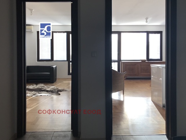 Продава 3-СТАЕН, гр. София, Оборище, снимка 4 - Апартаменти - 54791273
