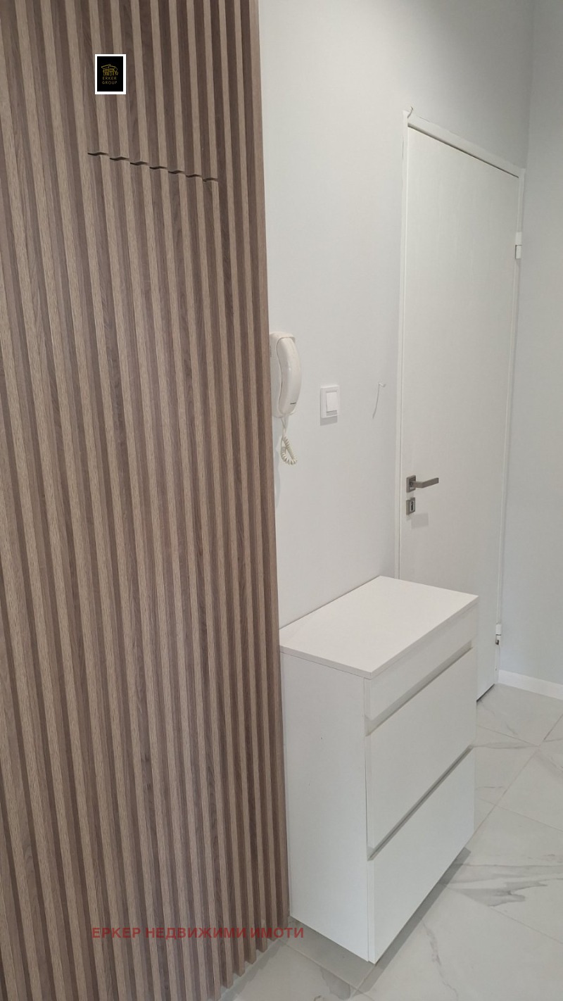 Продава 4-СТАЕН, гр. София, Център, снимка 8 - Апартаменти - 52645859