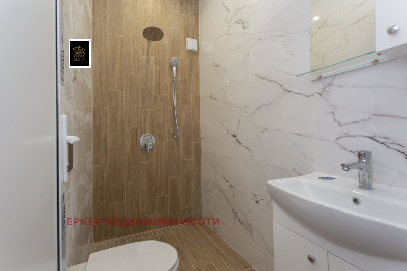 Продава 4-СТАЕН, гр. София, Център, снимка 10 - Апартаменти - 52645859