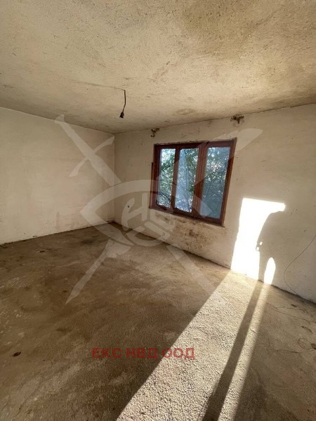 Продава КЪЩА, гр. Брезово, област Пловдив, снимка 2 - Къщи - 53920545