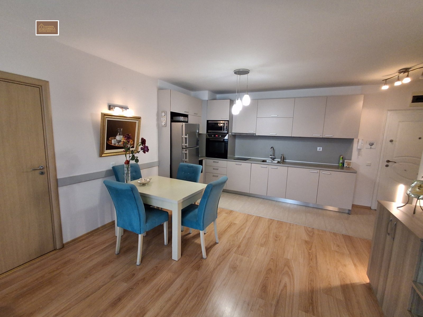 Продава 3-СТАЕН, гр. София, Света Троица, снимка 4 - Апартаменти - 54920647