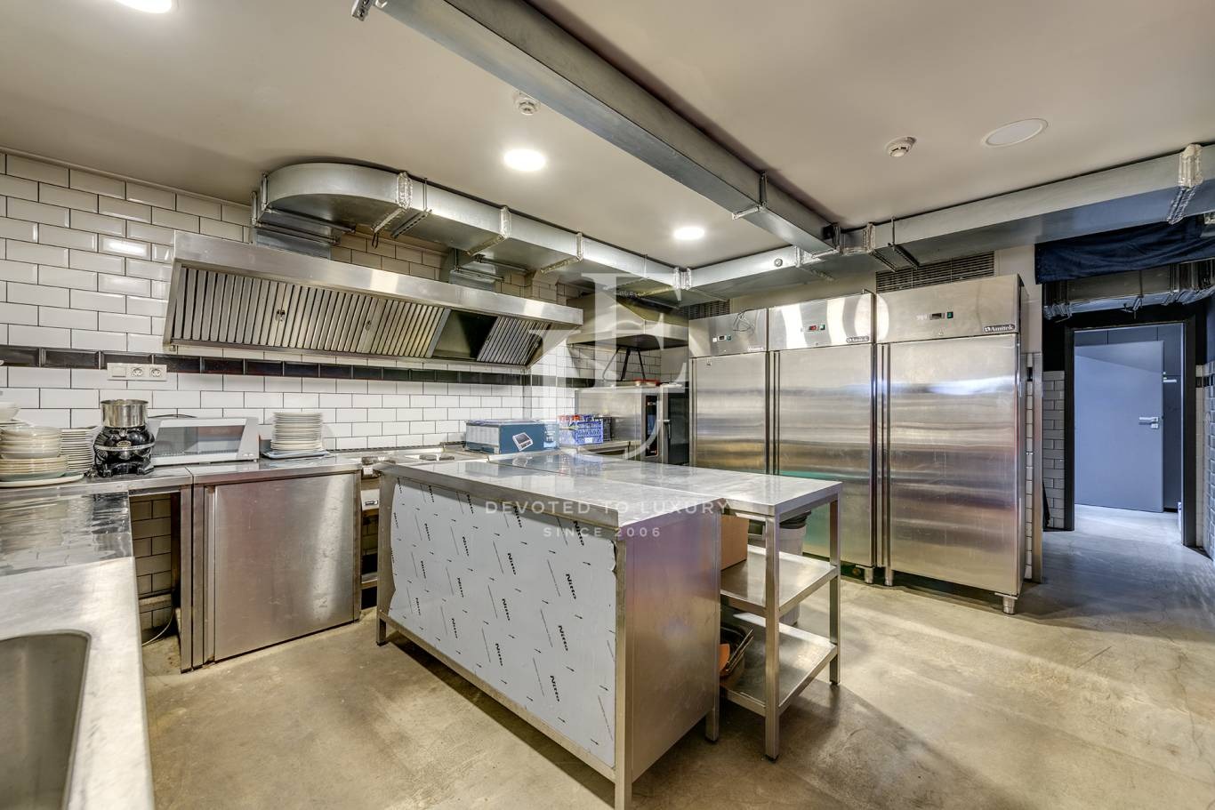 Продава ЗАВЕДЕНИЕ, гр. София, Център, снимка 10 - Заведения - 54276438