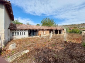 House Ostritsa, region Ruse 3