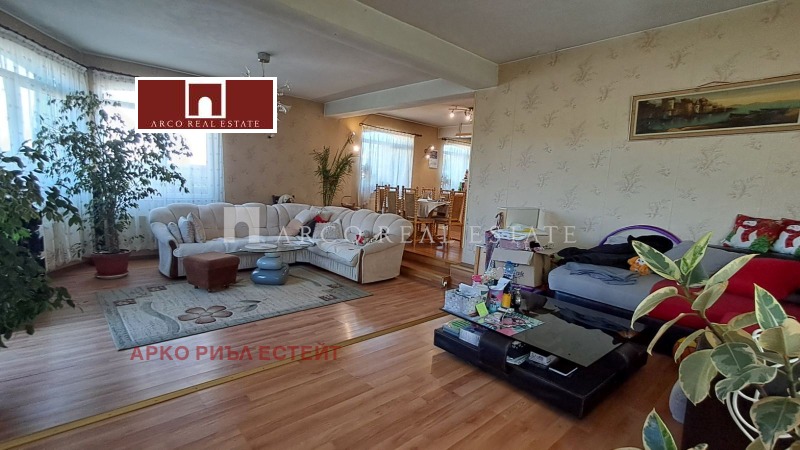 De vânzare  Casa Sofia , Suhodol , 266 mp | 65014042 - imagine [7]