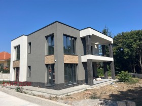 Casa m-t Manastirski rid, Varna