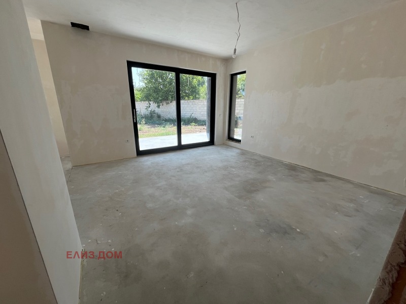 Till salu  Hus Varna , m-t Manastirski rid , 243 kvm | 57905923 - bild [5]