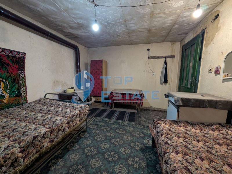 Продава КЪЩА, с. Джулюница, област Велико Търново, снимка 7 - Къщи - 53593955