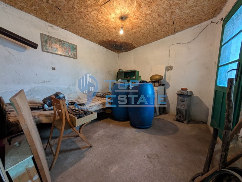 Продава КЪЩА, с. Джулюница, област Велико Търново, снимка 5 - Къщи - 53593955