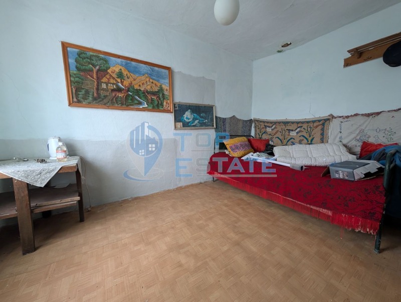 Продава КЪЩА, с. Джулюница, област Велико Търново, снимка 3 - Къщи - 53593955