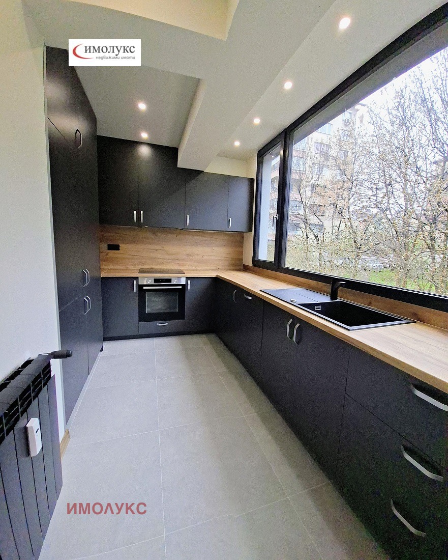 Продава 4-СТАЕН, гр. София, Лозенец, снимка 5 - Апартаменти - 54041859