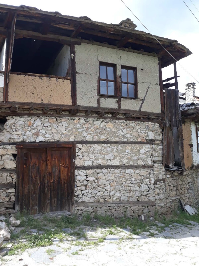 Продава КЪЩА в област Благоевград, с. Долен - 140 кв.м / 21 000 € » 41 072.43 лв., ПИРИН ИМОТИ