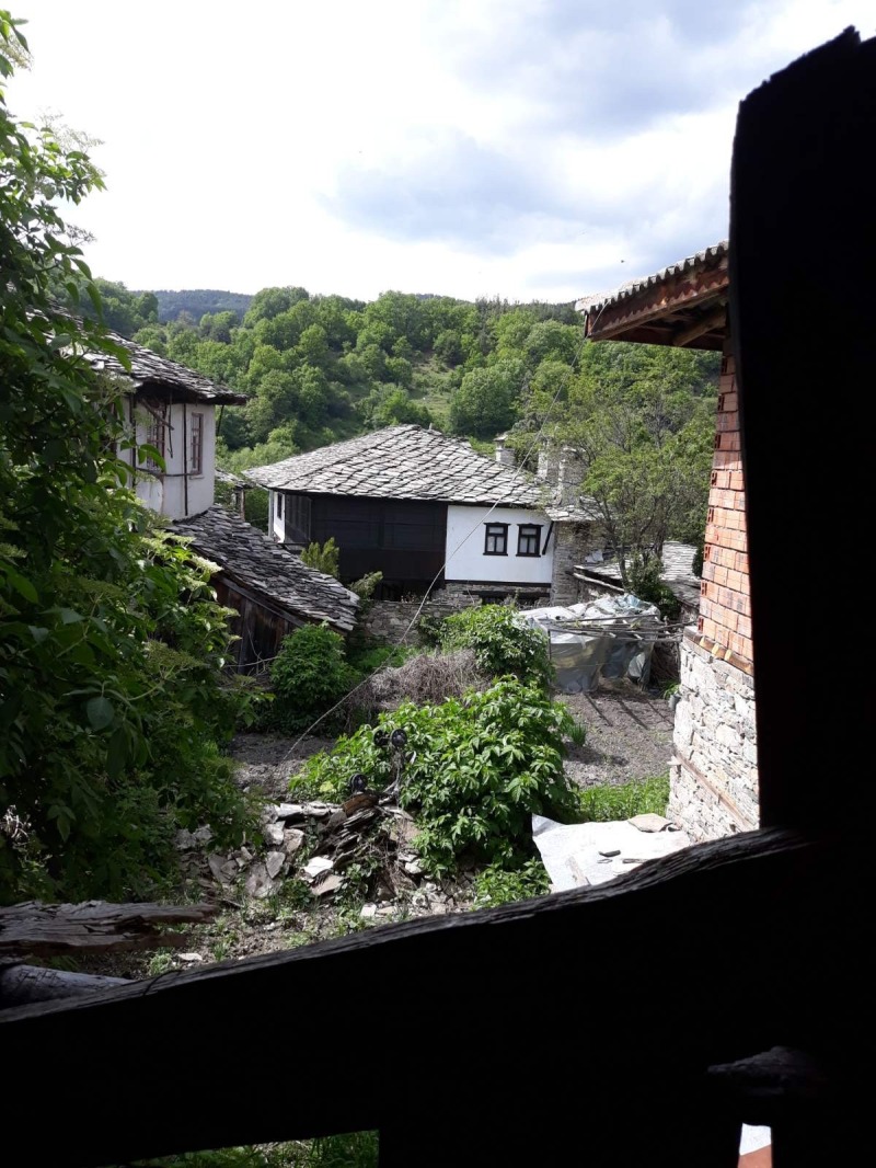 Продава  Къща област Благоевград , с. Долен , 140 кв.м | 26510175 - изображение [2]