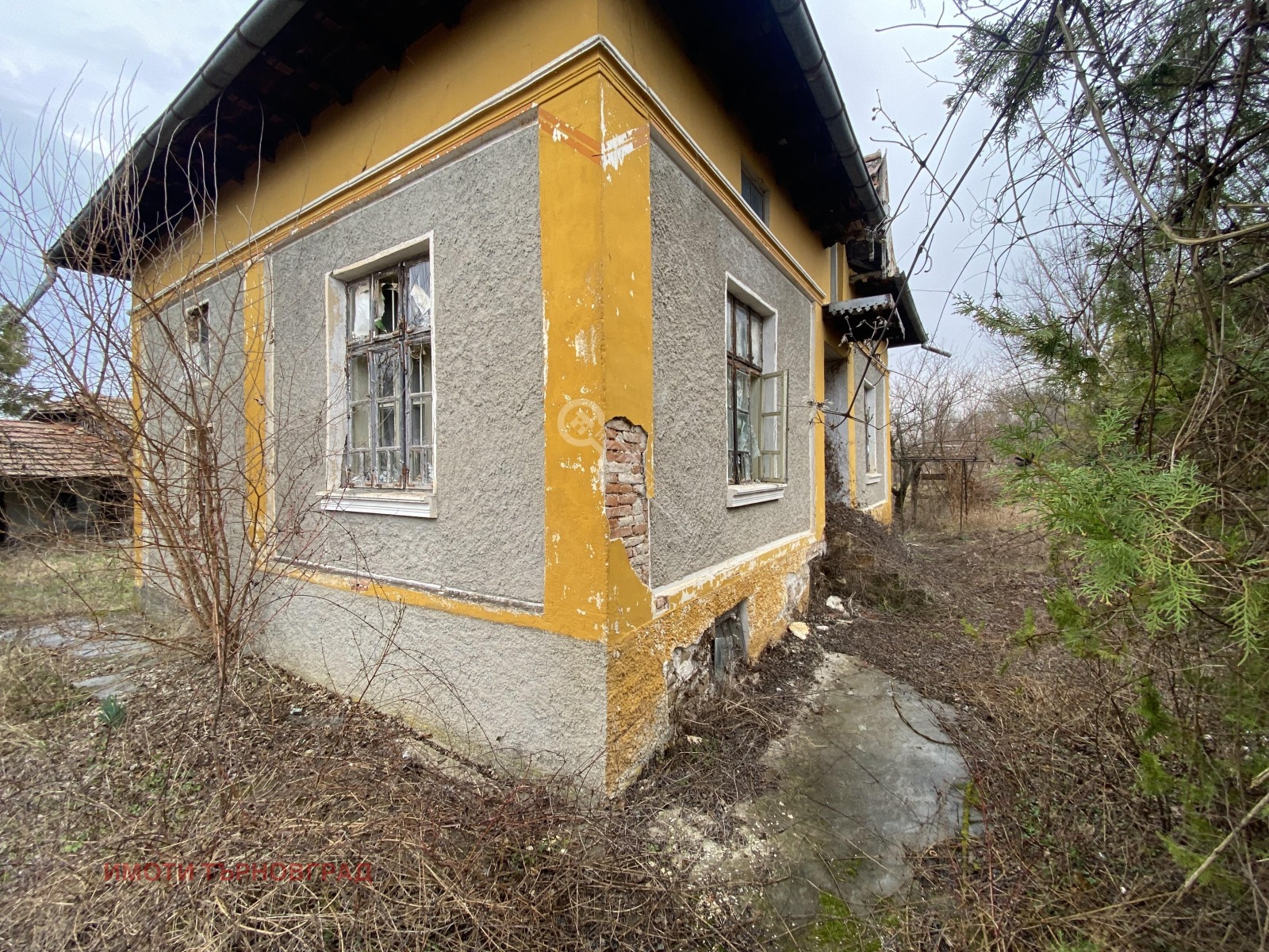 Продава КЪЩА, с. Върбица, област Велико Търново, снимка 2 - Къщи - 39791555