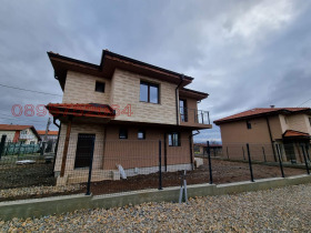 Haus Kostinbrod, region Sofia 12